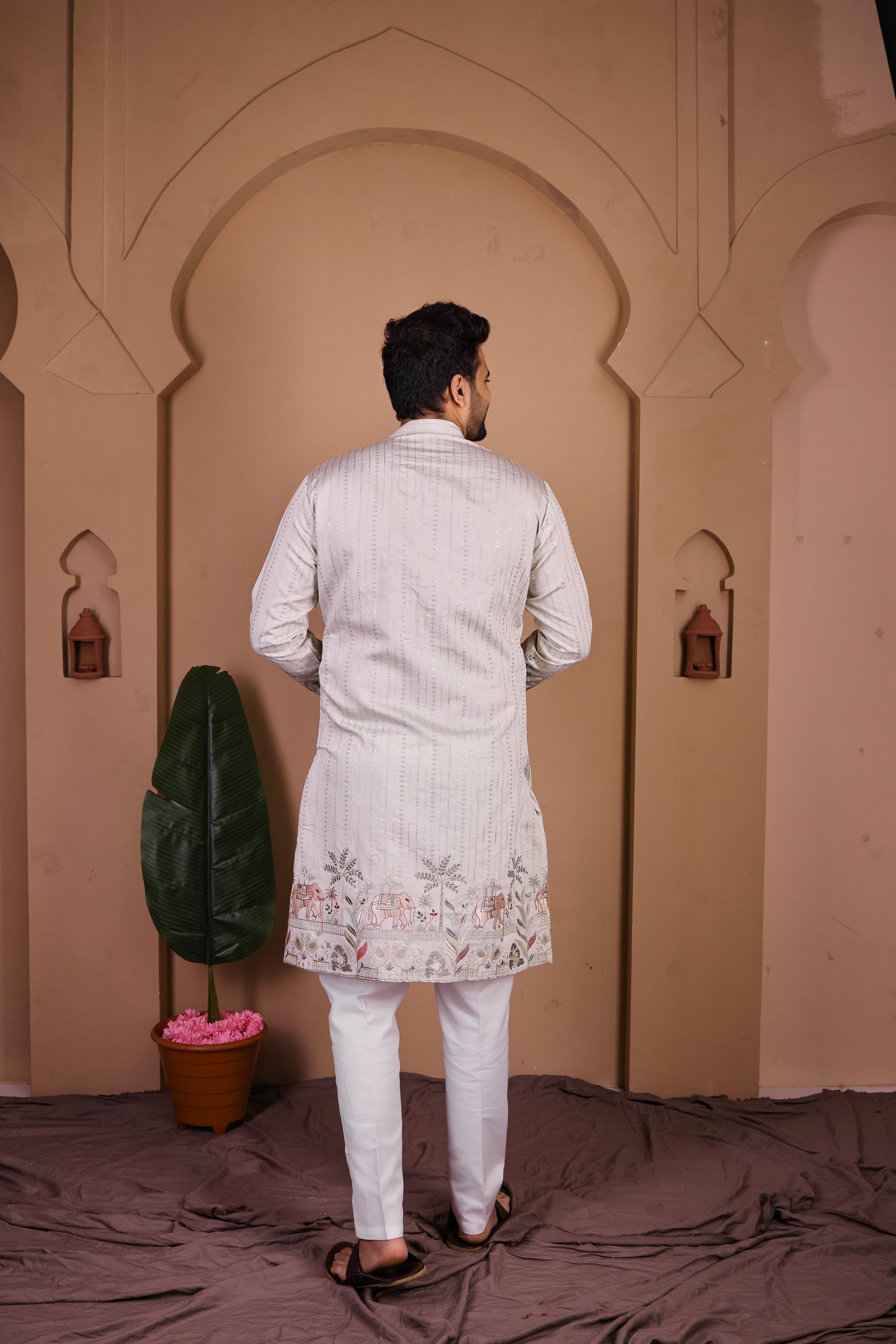 Ivory Kurta with Zari and Elephant Motifs
