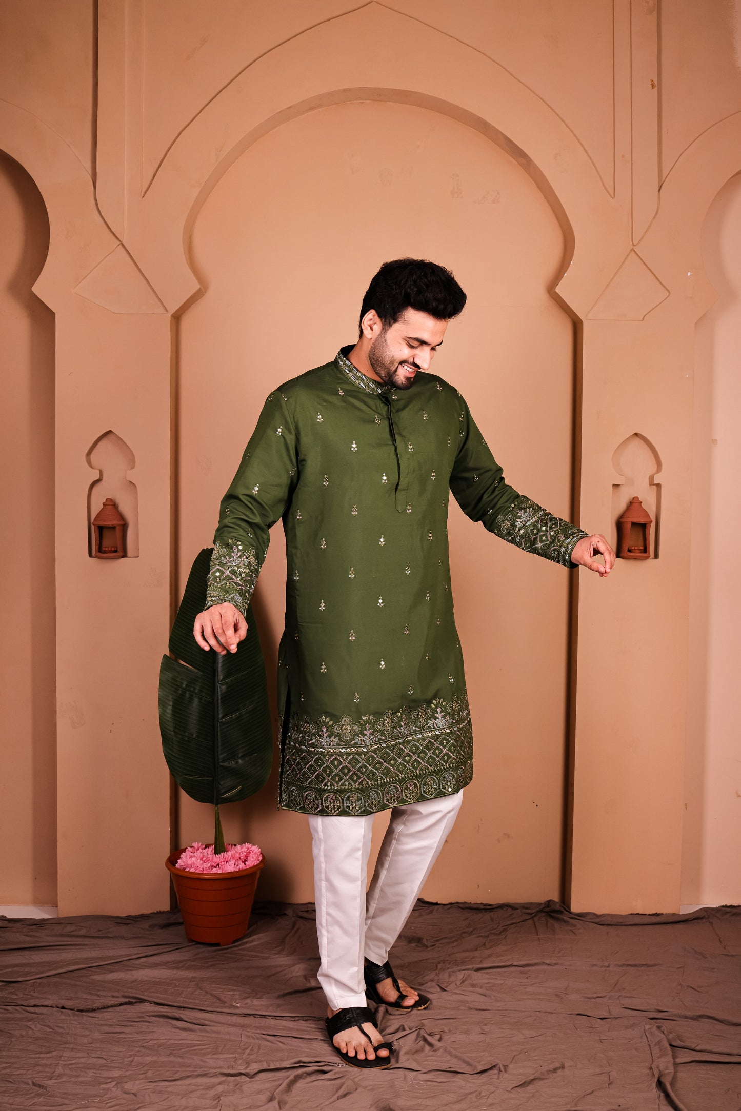 Festive Kurta with Symmetrical Thread Embroidery