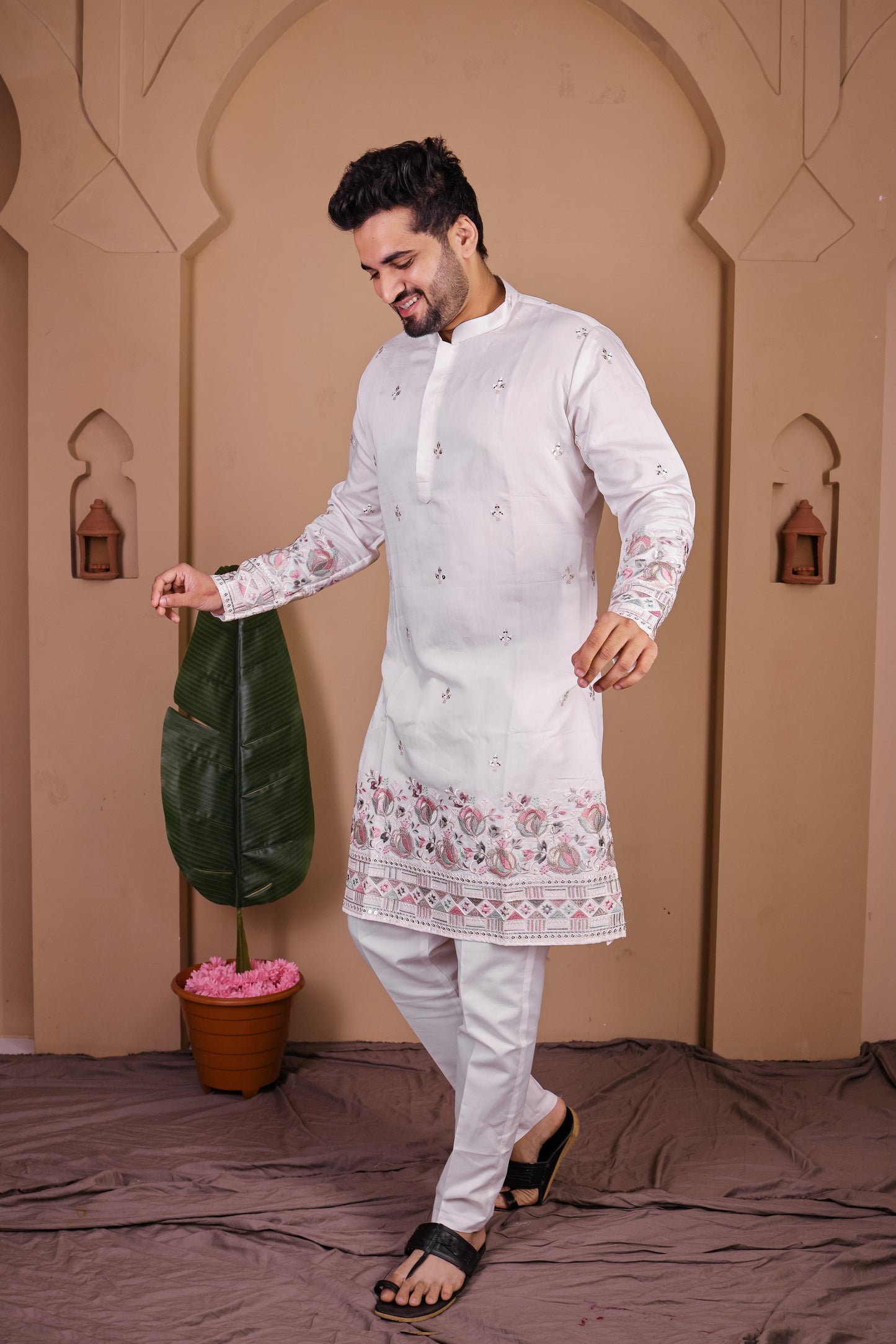 Starlit Paisley Mirror Work Kurta
