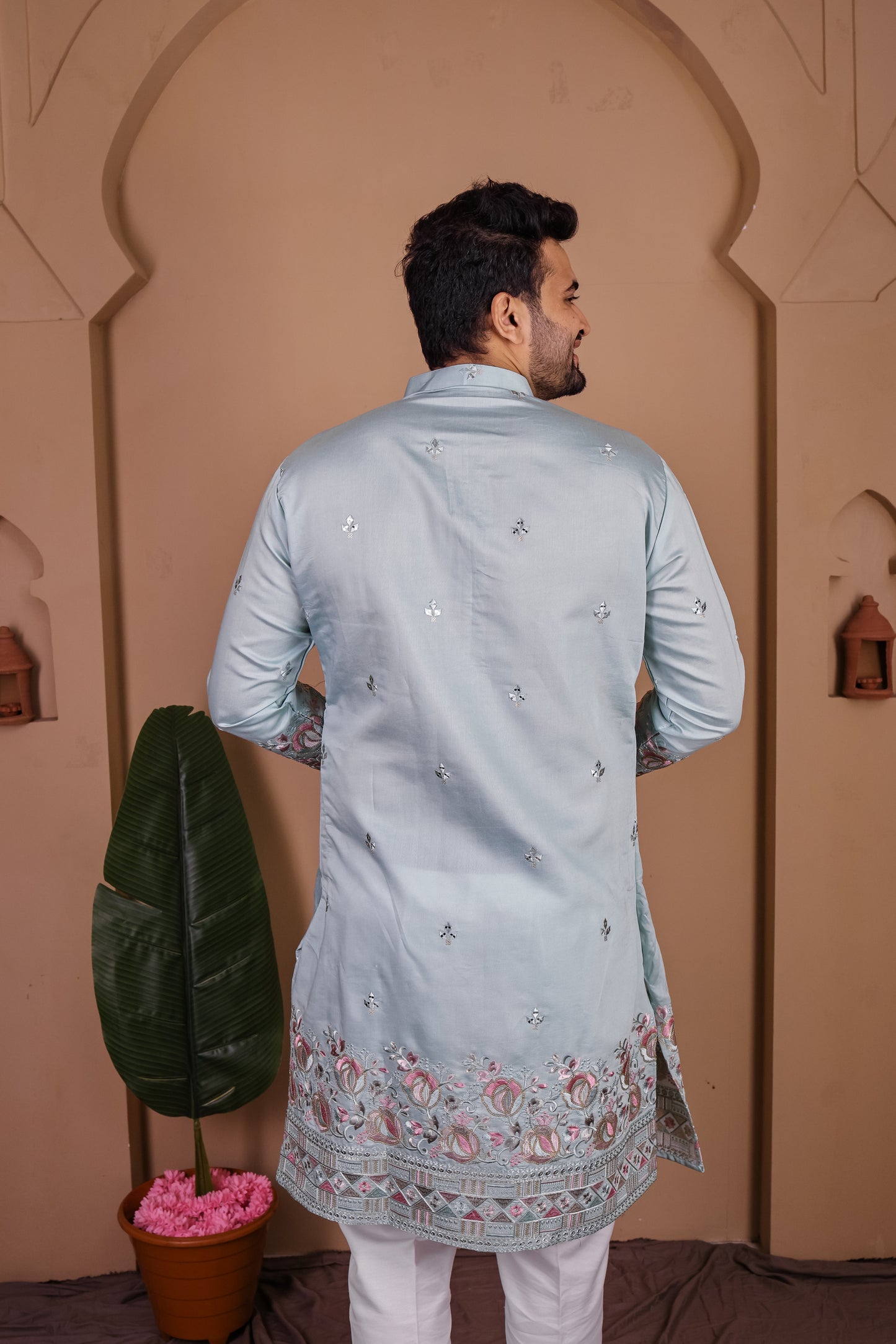 Starlit Paisley Mirror Work Kurta