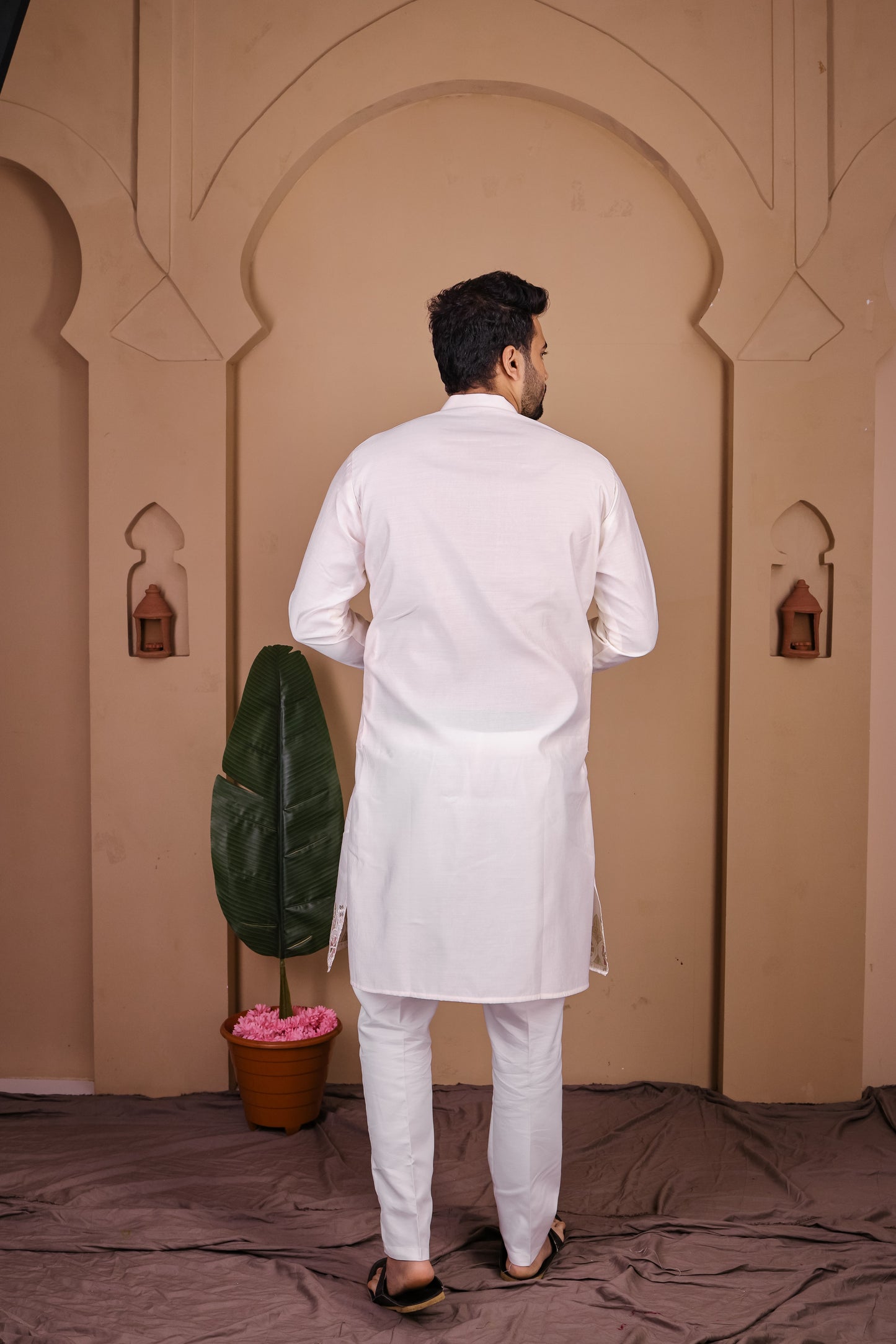 Vilasa Embroidered Kurta