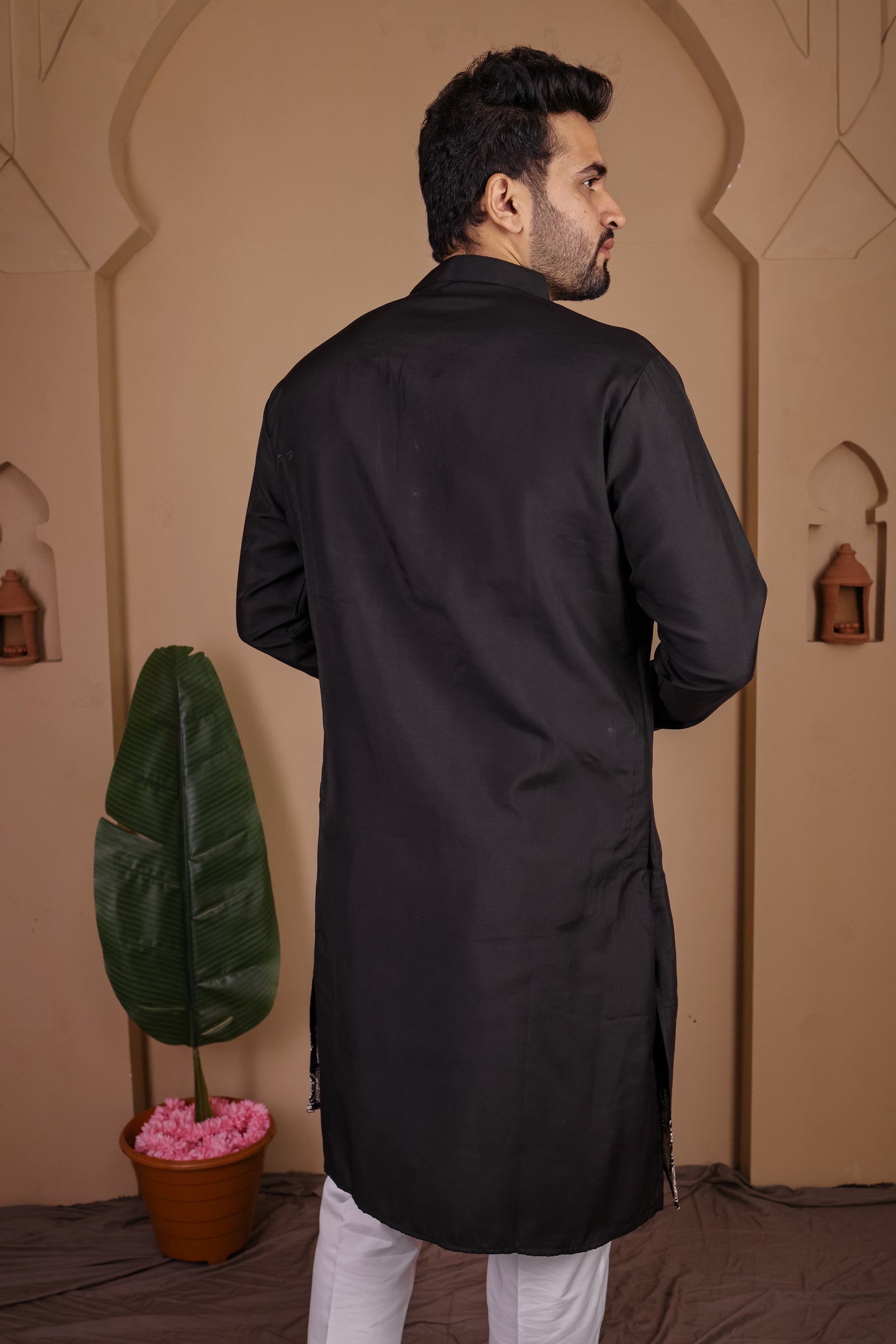 Vilasa Embroidered Kurta