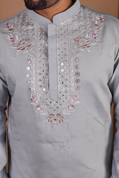 Vilasa Embroidered Kurta