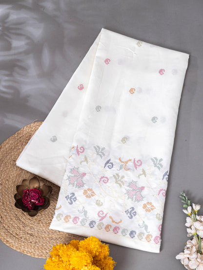 Traditional Cross-Stitch Pattern Ethnic Fabric